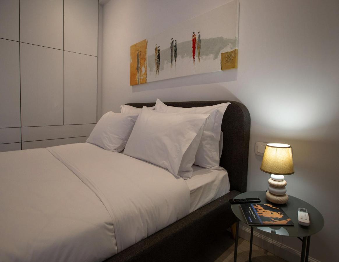Niovi Cozy Home Atene Esterno foto